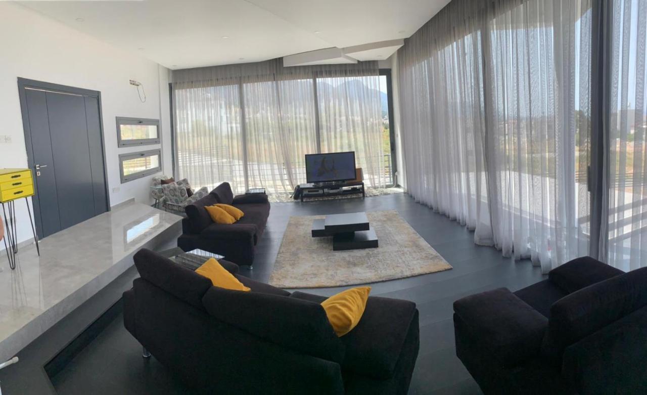 Superior Villa Between The Mountain And The Sea 4+1 Agios Epiktitos エクステリア 写真